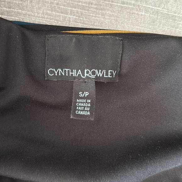 Beautiful Pull-on midi length dress - Picture 4 of 4